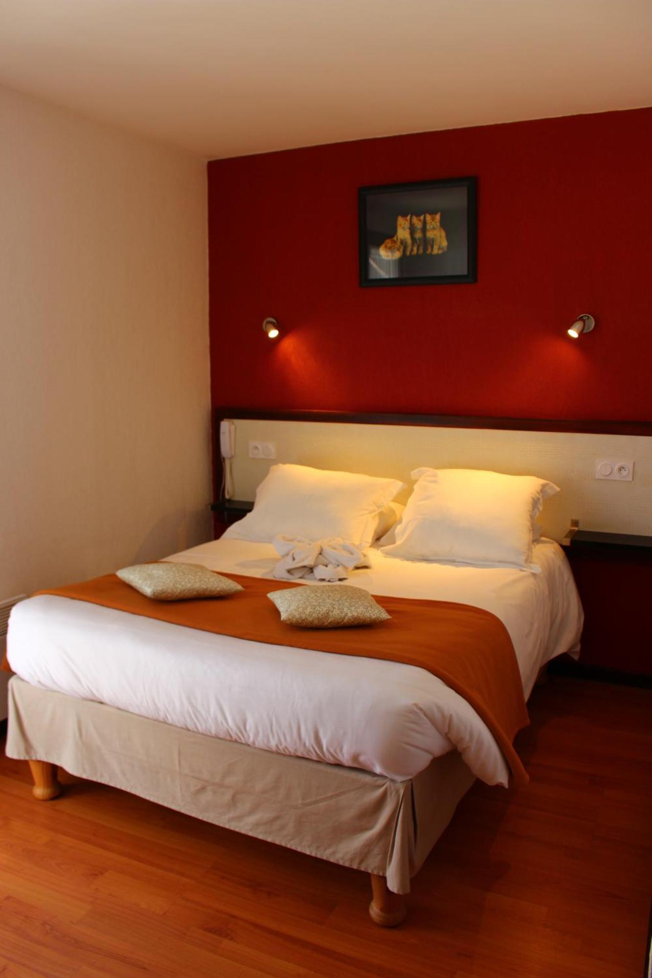 Hôtel Les Gabarres Tour-de-Faure Quarto foto
